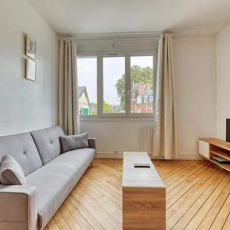 Saint Maur F2 Beau Entier Apartmán